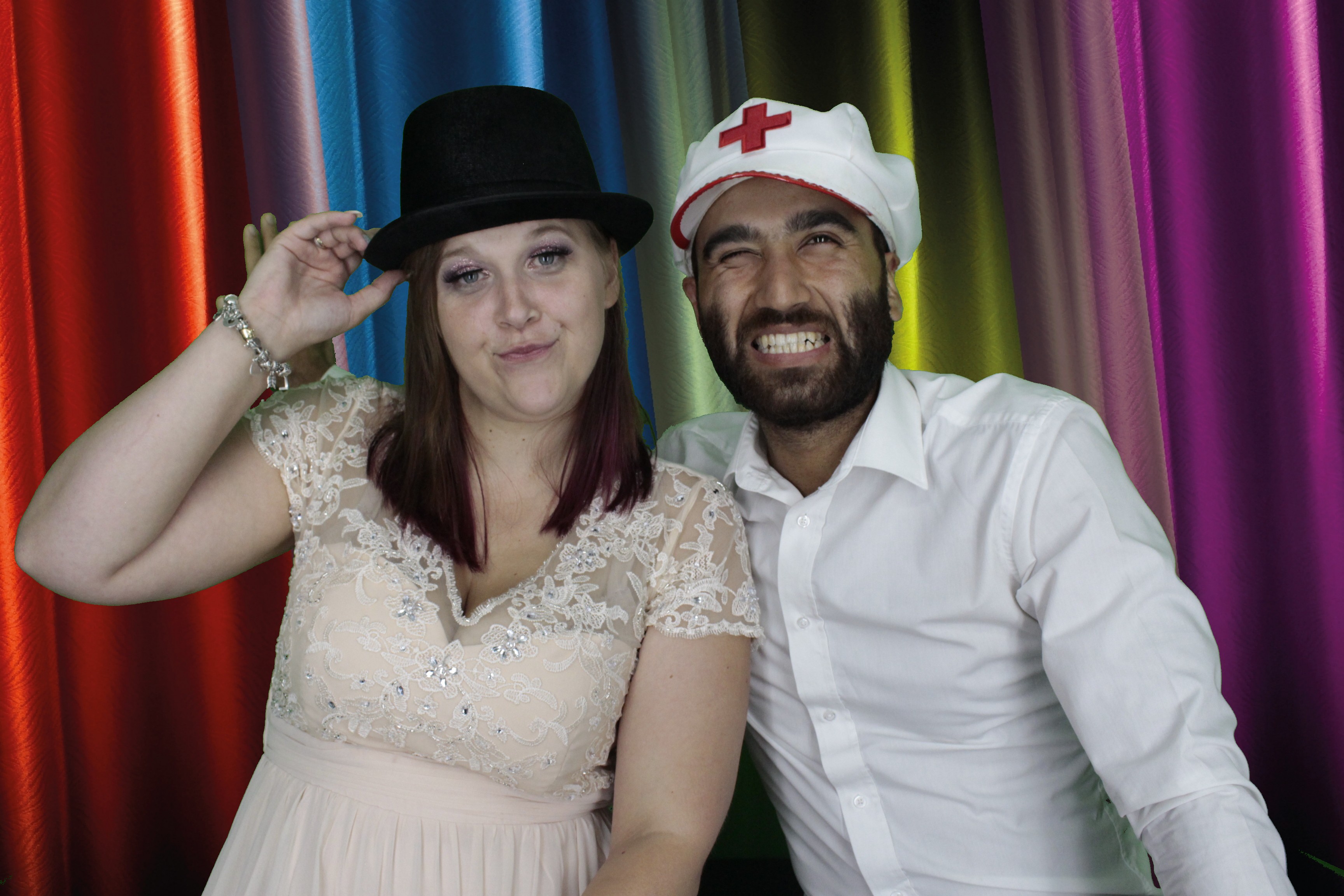 Bhavin & Yasmin’s Wedding | View more photos from the event at gallery.myphotoboothexperience.co.uk/u/MyPhotoBoothExperienceLtd/Bhavin-Yasmin’s-Wedding